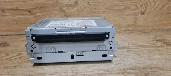 Volvo V70 Navigation unit CD/DVD player P31210433AB