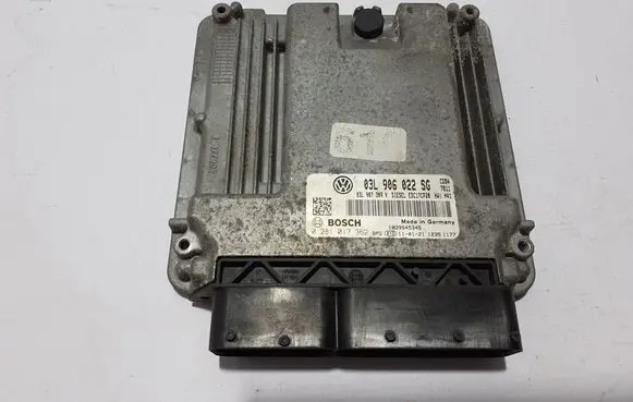 Volkswagen Amarok Engine control unit/module 03L906022SG