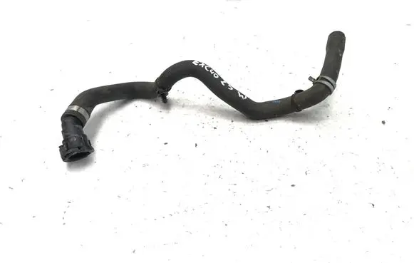 Volvo XC40 Engine coolant pipe/hose 32138728