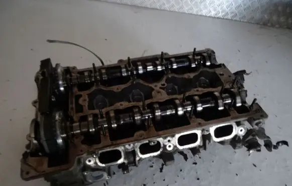 BMW 1 E81 E87 Engine head 755916807