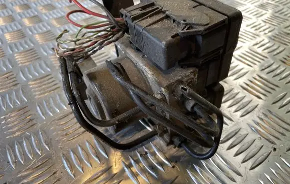 Ford Focus C-MAX ABS Pump 10020700714