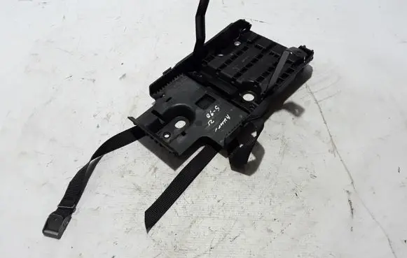 Volvo S90, V90 Battery bracket 31688220