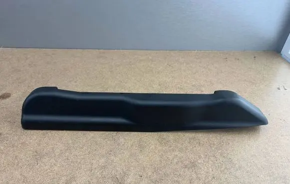 BMW 5 E60 E61 Front driver seat rail trim 52107068501 7068501