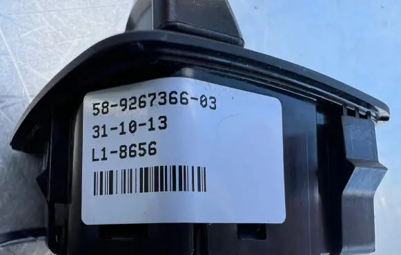 BMW X6 F16 Steering wheel adjustment switch 9267366 L18656 311013
