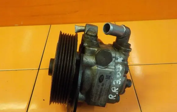 Land Rover Range Rover L405 Power steering pump AH223A696AB
