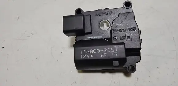 Toyota Corolla Verso AR10 Air flap motor/actuator 1138002051