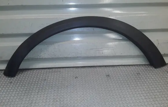 Volvo C30 Rear arch trim 30744045