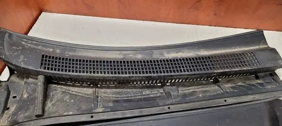 Toyota Avensis T270 Wiper trim 5570905090 5578205071 5570805120