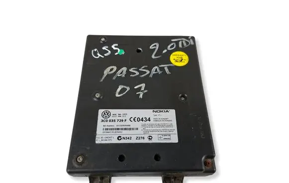 Volkswagen Golf V Phone control unit/module 3C0035729F