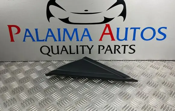 Ford Focus Plastic wing mirror trim cover BM51A16003
