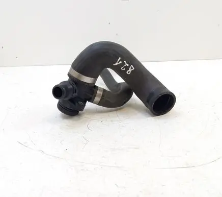 BMW 4 F32 F33 Engine coolant pipe/hose 7639997