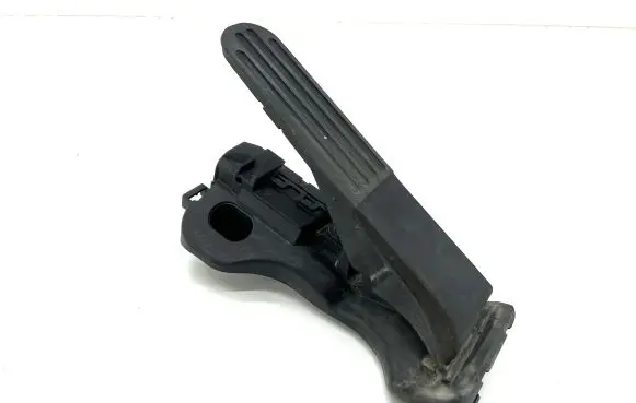 Volkswagen Golf VI Accelerator throttle pedal 1K1721503T