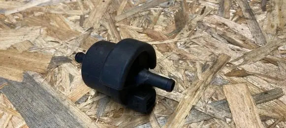 Audi A6 S6 C5 4B Valve vacuum 058133459