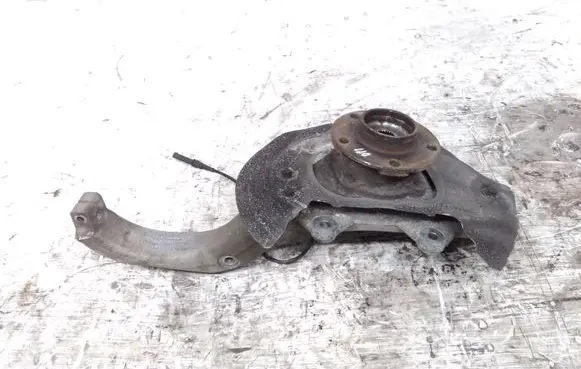 BMW X5 F15 Front wheel hub spindle knuckle 6869870