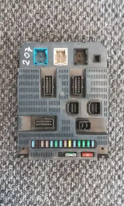 Peugeot 207 Comfort/convenience module 9663798480 BSI2004P0800