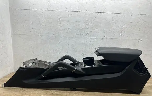 Porsche Cayenne (92A) Center console 45800001