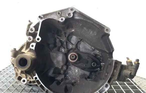 Peugeot 207 Manual 5 speed gearbox 20CQ65