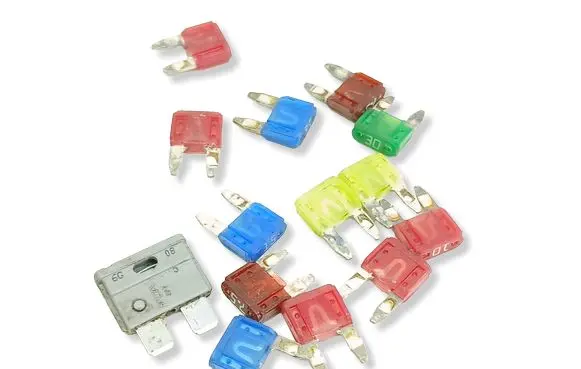 Toyota Corolla Verso E121 Fuse 
