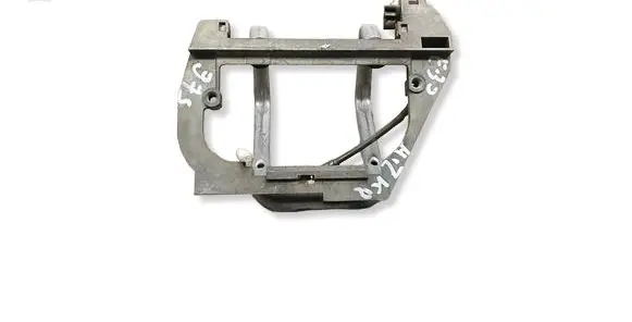 BMW 5 E39 Rear door exterior handle/bracket 