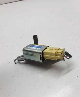 Toyota RAV 4 (XA20) Airbag deployment crash/impact sensor 8983042020 1879001141