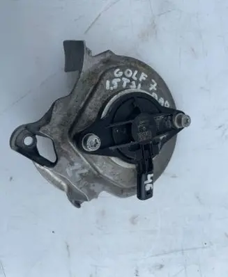 Volkswagen Golf VII Camshaft position sensor 04E906423 12150434C