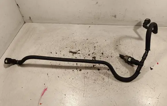 Nissan X-Trail T32 Fuel line pipe 