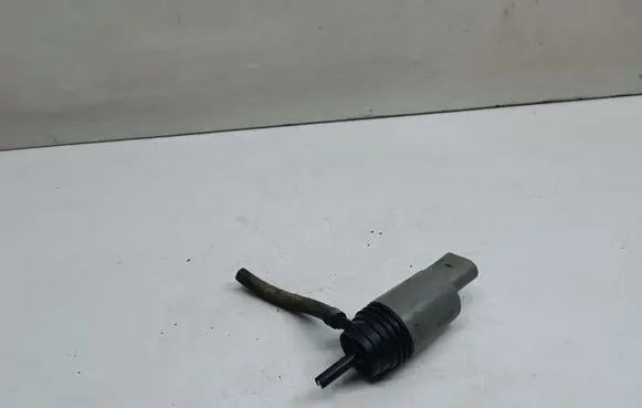Windscreen/windshield washer pump