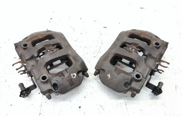 Volkswagen Touareg II Rear brake caliper 7P6615403M 7P6615404M 7P0615423