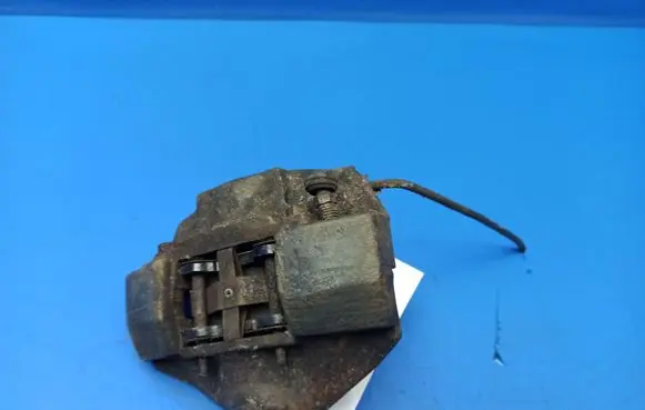 Mercedes-Benz 380 560SEC C126 Rear brake caliper
