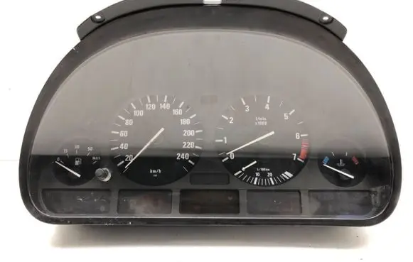 Speedometer (instrument cluster)