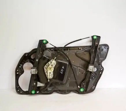 Volkswagen PASSAT B6 Front door electric window regulator 3C2837755K
