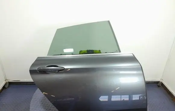 Rear door