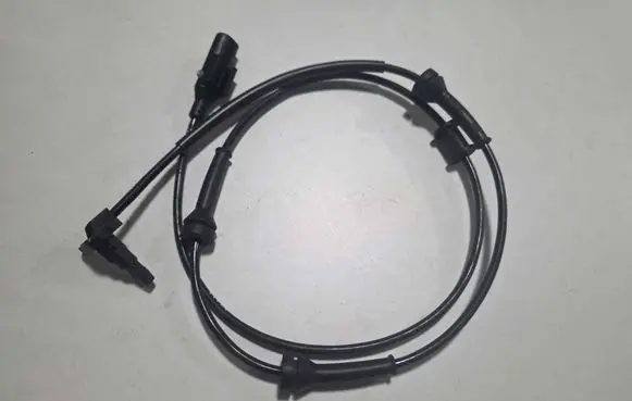 Fiat 500 ABS brake wheel speed sensor 68073058ab