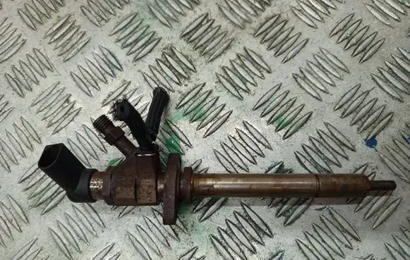 Peugeot 407 Fuel injector 9657144580