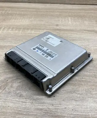 BMW 5 E39 Engine control unit/module ECU 7789376 0281010314
