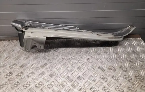Audi Q7 4L Fender mounting bracket 4L0805157B 4L0805175