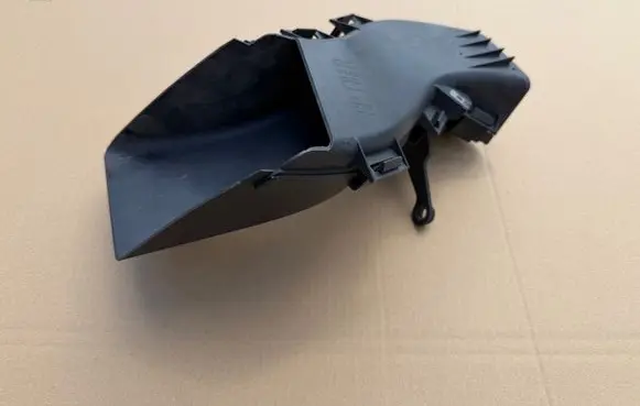 BMW 1 E82 E88 Brake cooling air channel/duct 8046300