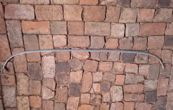 Mercedes-Benz 280 450 W116 Rear glass trim 