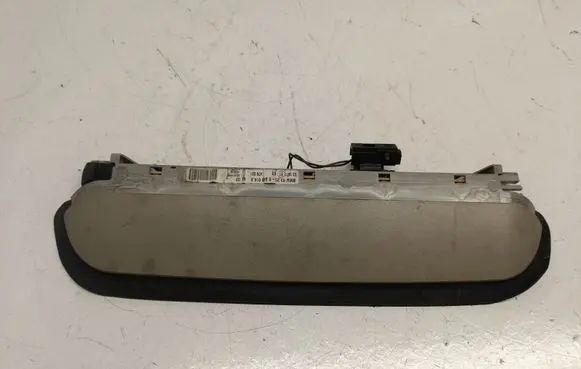 BMW 3 E90 E91 Third/center stoplight 6946614