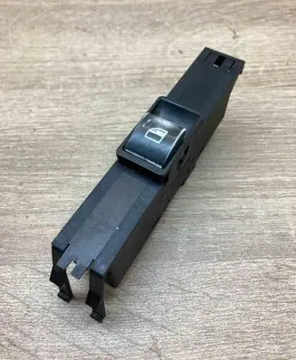 BMW 3 E46 Electric window control switch 8381511 03120300