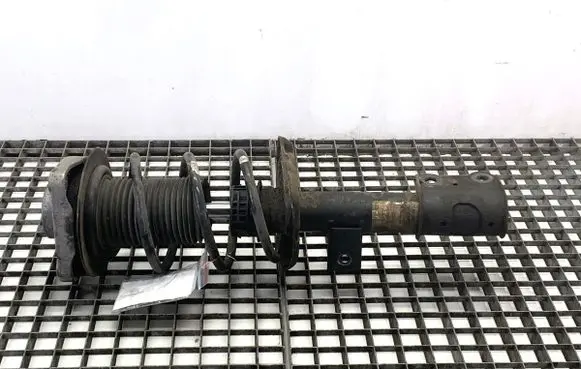 Mercedes-Benz A W176 Front shock absorber/damper 