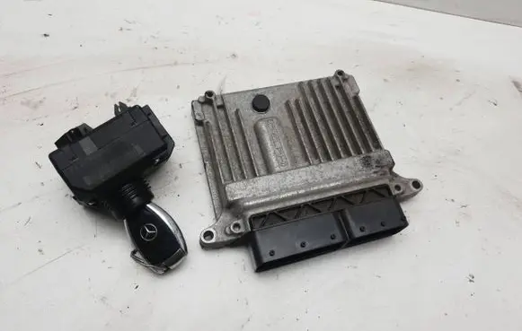 Mercedes-Benz C W204 Engine control unit/module A6461502072 28103315 A0054461840