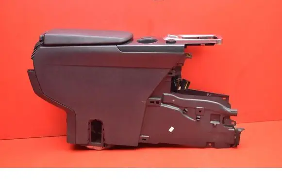 Peugeot 3008 I Center console 