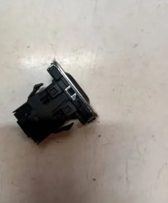 Volvo V40 Engine start stop button switch 31456645 10135168 S0500162640855