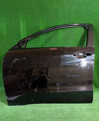 Honda HR-V Front door