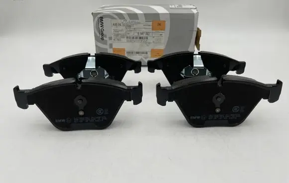 BMW 5 F10 F11 Brake pads (front) 8847063