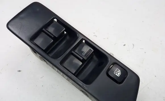 Subaru Forester SF Quarter vent window switch 9715