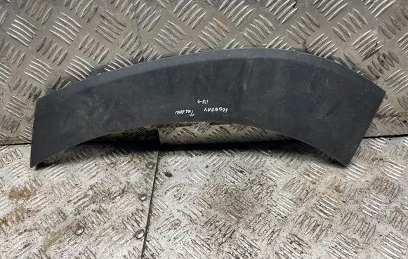Hyundai Tucson TL Rear arch trim 87743D7000