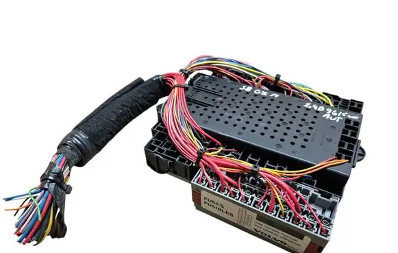 Volvo S60 Fuse box set 9162316 9162438 2241358