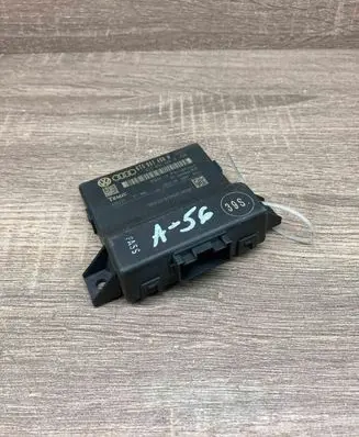 Audi A4 S4 B8 8K Gateway control module 8T0907468H